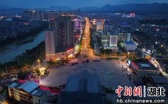 湖北的温馨日常与友情之旅的不期而遇