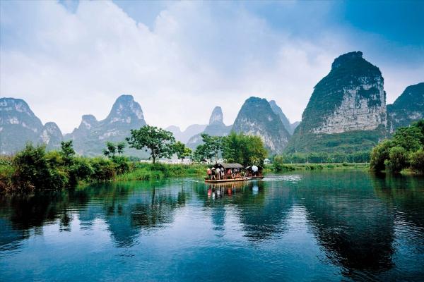 广西的地域特色与文化发展概览